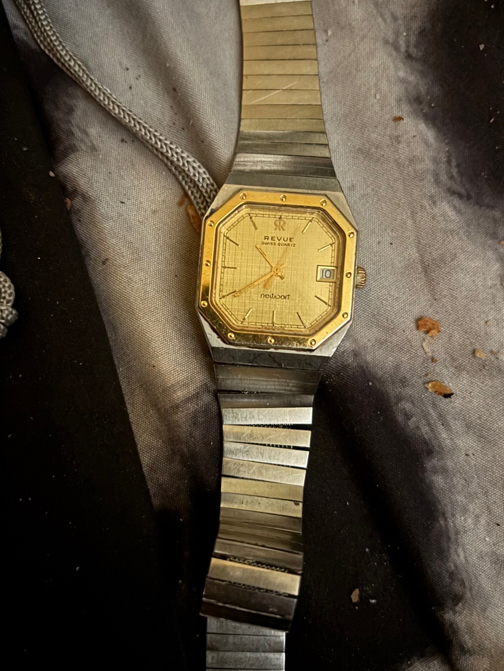 Two-Tone Men's Quartz Watch — Gold Dial, Stainless Bracelet